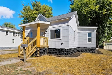 119 E Hines St, Midland, MI 48640 - photo 3