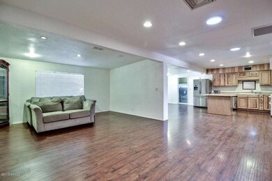 FamilyRoomKitchen