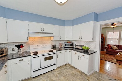 7 Kelton Ct, Albany, NY 12209 - photo 6