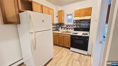 239 S 8th St unit 3, Newark, NJ 07103 - photo 6