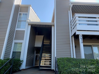 9619 Vinca Cir unit B, Charlotte, NC 28213 - photo 2