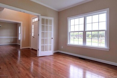 Formal Living Room or Stude with French