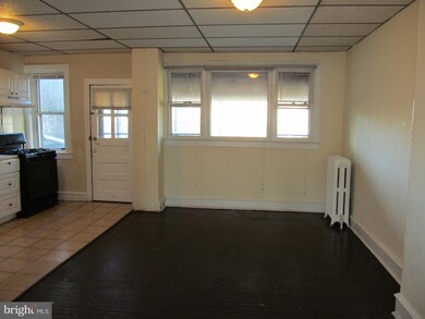 908 Marshall Rd, Sharon Hill, PA 19079 - photo 4