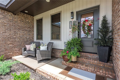 Covered Front porch perfect for the summer!