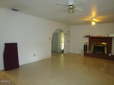 211 Peewee Miller Rd, Lucedale, MS 39452 - photo 5