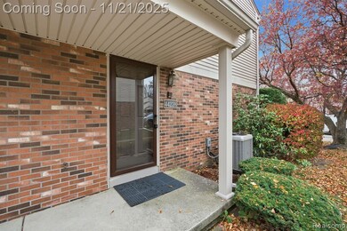 44228 Providence Dr unit 300, Clinton Township, MI 48038 - photo 6