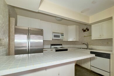 537 Kukuau St unit A303, Hilo, HI 96720 - photo 5