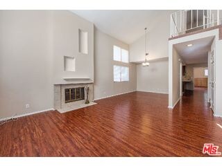 5294 Calderon Rd, Woodland Hills, CA 91364 - photo 2