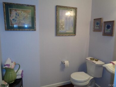 837 S Fork Dr, Easton, PA 18040 - photo 7