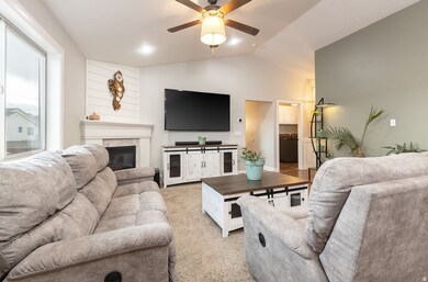 2101 E Ravine Rd, Enoch, UT 84721 - photo 6