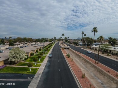 17440 N Del Webb Blvd, Sun City, AZ 85373 - photo 2