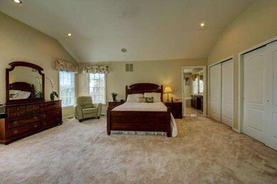 112 S Longfellow Dr, Princeton Junction, NJ 08550 - photo 4