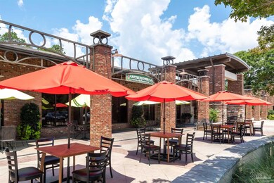 Restaurant near duplex