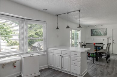 3201 Watrous Ave, Des Moines, IA 50321 - photo 7