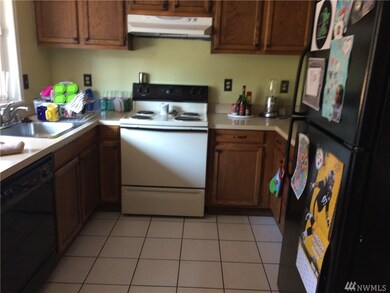 11201 3rd Ave SE unit 2D, Everett, WA 98208 - photo 2