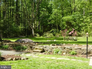 423 Rock Run Rd, Pottstown, PA 19465 - photo 4