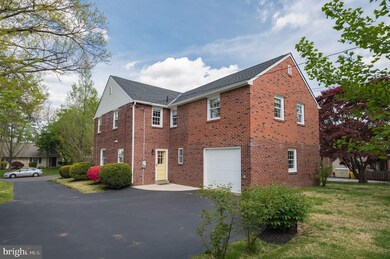 720 Cambridge Rd, Bala Cynwyd, PA 19004 - photo 3