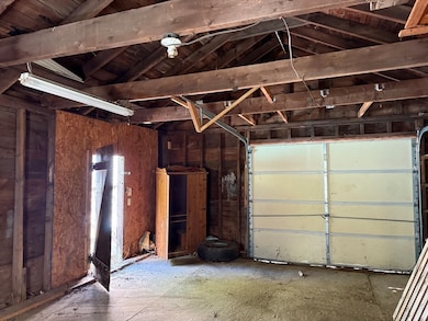 38 Elm St, Warren, MA 01083 - photo 4