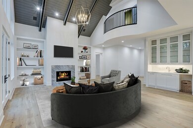 10046 Briar Dr, Houston, TX 77042 - photo 2