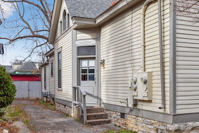 311 Madison Place, Lexington, KY 40508 - photo 4