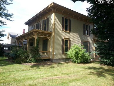 25 E Walnut St, Jefferson, OH 44047 - photo 2