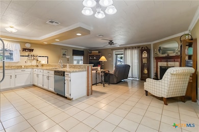 1588 Westview Court Dr, Canyon Lake, TX 78133 - photo 4