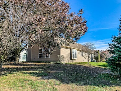 2742 Dalton Ln, Toms River, NJ 08755 - photo 3