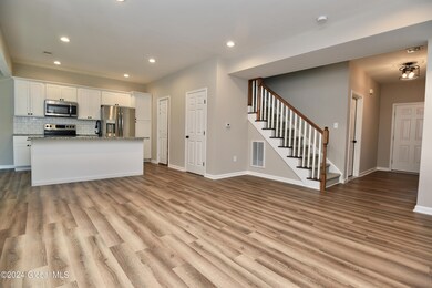 57 Lona Ln, Rensselaer, NY 12144 - photo 7