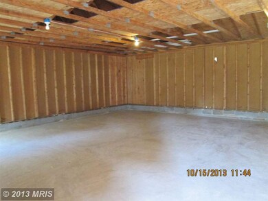 1371 Henshaw Rd, Bunker Hill, WV 25413 - photo 7