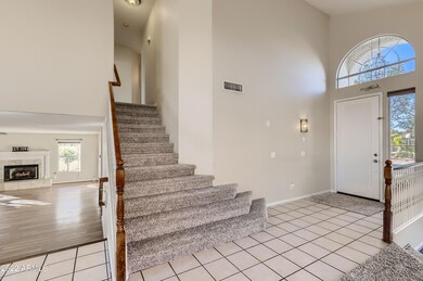 05 Foyer