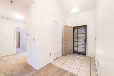 588 W Chatfield St-5