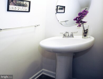 5662 Virginia Ln, Oxon Hill, MD 20745 - photo 7