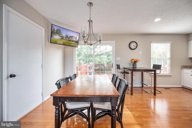 18056 Tompkins Ct, Dumfries, VA 22026 - photo 7