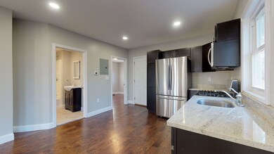 18 Jamaica St, Lawrence, MA 01843 - photo 5