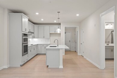 401 Emery Ln unit 207, Sudbury, MA 01776 - photo 4