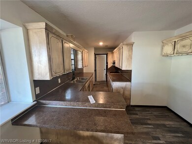 472443 E 1124 Rd, Muldrow, OK 74948 - photo 7