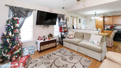 120 Gentry Ln, Mount Washington, KY 40047 - photo 7