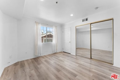 361 Salem St unit 2, Glendale, CA 91203 - photo 4