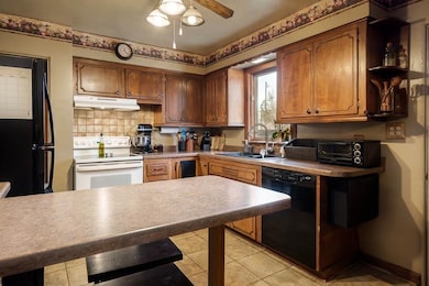 6408 1st St, Loves Park, IL 61111 - photo 7