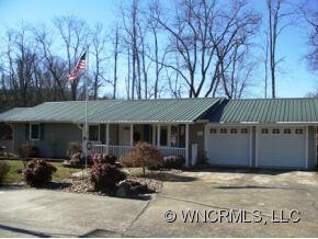 232 Cedar Creek Dr, Hendersonville, NC 28792 - photo 2