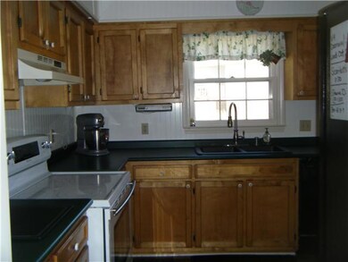 Open eat in kitchen with all appliances