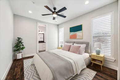 912 Yale St unit D, Houston, TX 77008 - photo 4