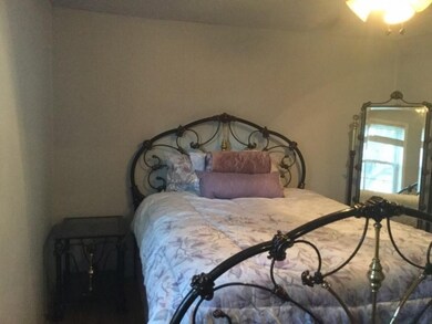 108 Kathy St, Johnson City, TN 37601 - photo 4