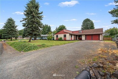 183 Roberts Dr, Chehalis, WA 98532 - photo 2