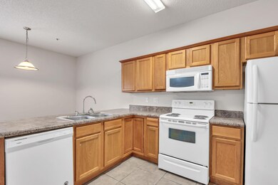 936 Barrow St Unit 9_20231204_026