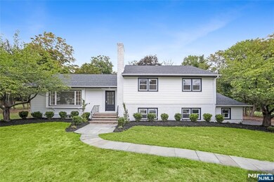 15 Sunrise Ln, Upper Saddle River, NJ 07458 - photo 4