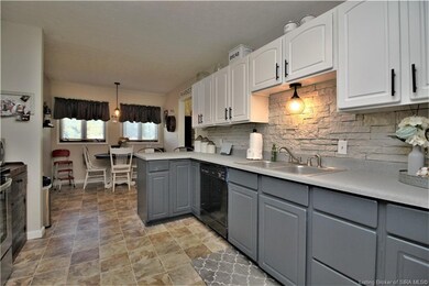 12431 Boldery Ln, Charlestown, IN 47111 - photo 4