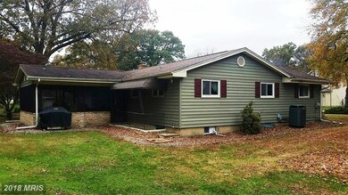 525 Carol Ave, Gambrills, MD 21054 - photo 4