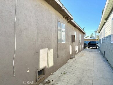 3968 3970 S Hobart Blvd, Los Angeles, CA 90062 - photo 7