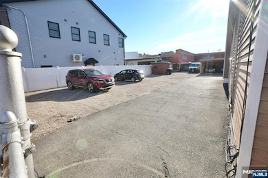 125-129 Malvern St, Newark, NJ 07105 - photo 7